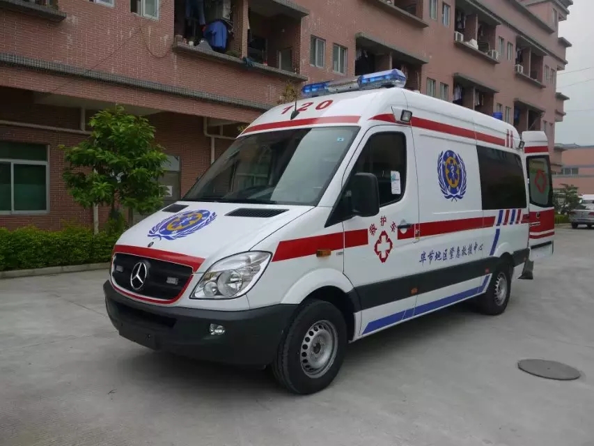 Mercedes Benz Patient Transport Ambulance Car