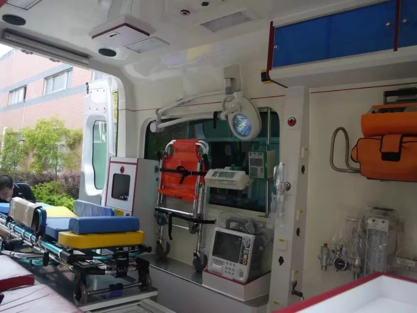 Mercedes Benz Patient Transport Ambulance Car