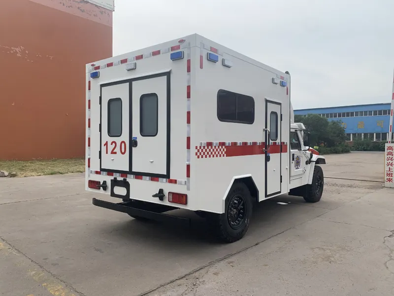 dongfeng off Road Diesel Four-wheel-drive ambulances