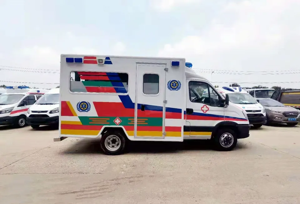 Iveco ICU 4WD Ambulance