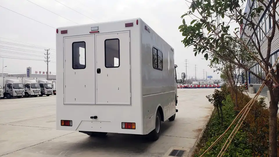 Japan ISUZU Mobile Clinic Truck