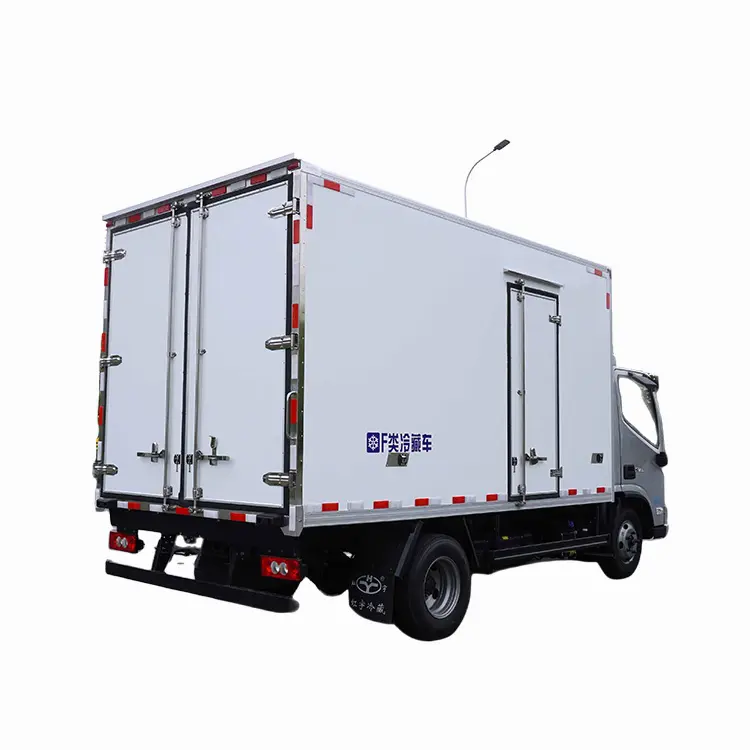 Foton Refrigerated Freezer Truck Ton Mini Refrigerator Van for Meat Transportation (1)