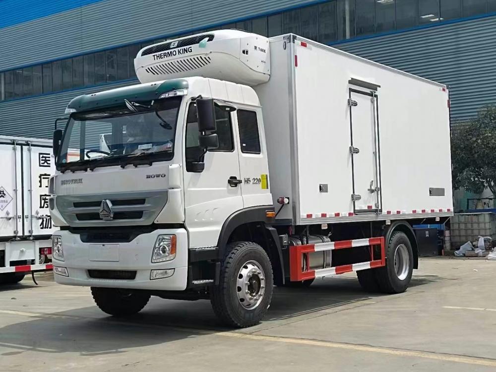 HOWO 4X2 12tons Refrigerated Lorry Truck