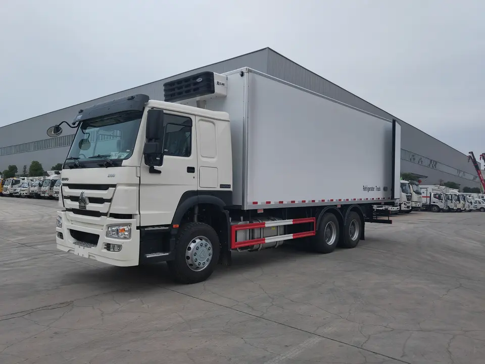 HOWO 6X4 20tons Refrigeration Reefer Van Truck