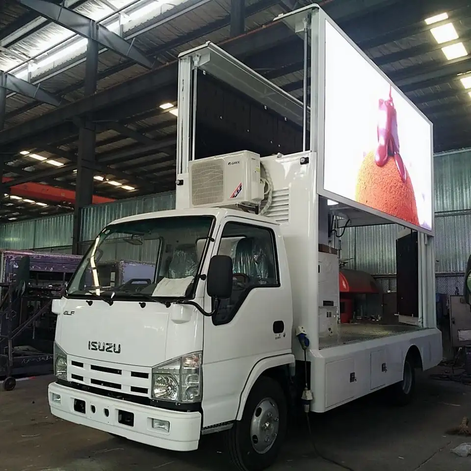 Isuzu Mobile Digital LED Billboard Advertising Truck