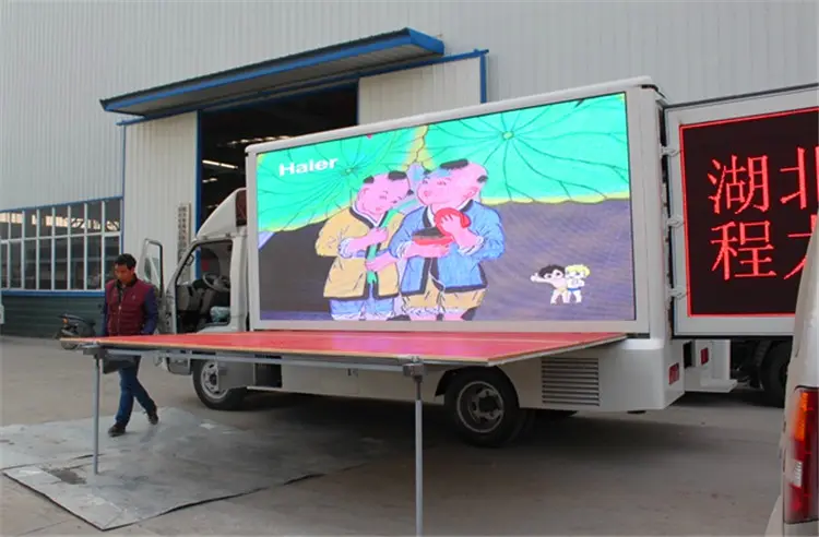 Isuzu P6 LED Digial Mobile Stage Billboard Advertising Truck