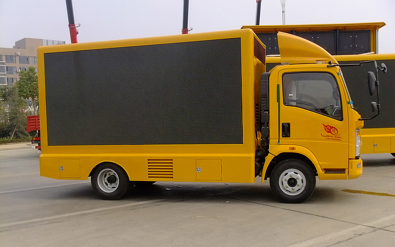 HOWO Light Outdoor Full Color LED Mobile Advertising Advertise Billboard Screen Truck