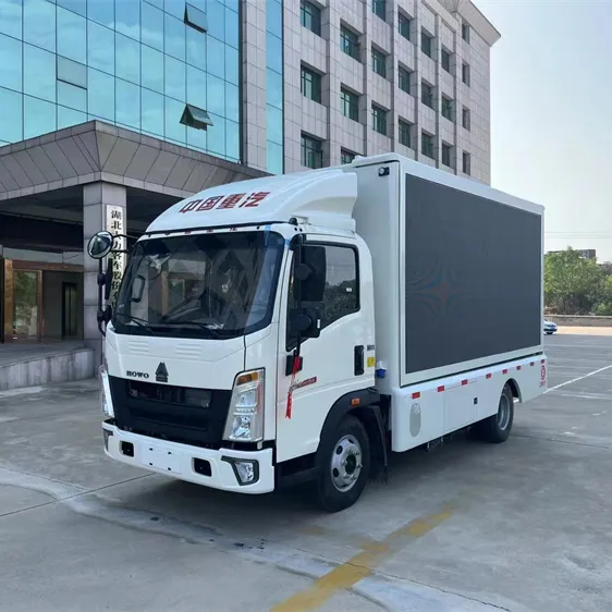 HOWO P4 P6 LED Digial Mobile Stage Billboard Advertising Truck