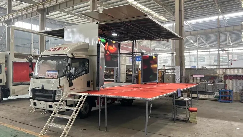 HOWO LED Display Screen Wingspan Hydraulic Folding Stage Mobile Stage Truck