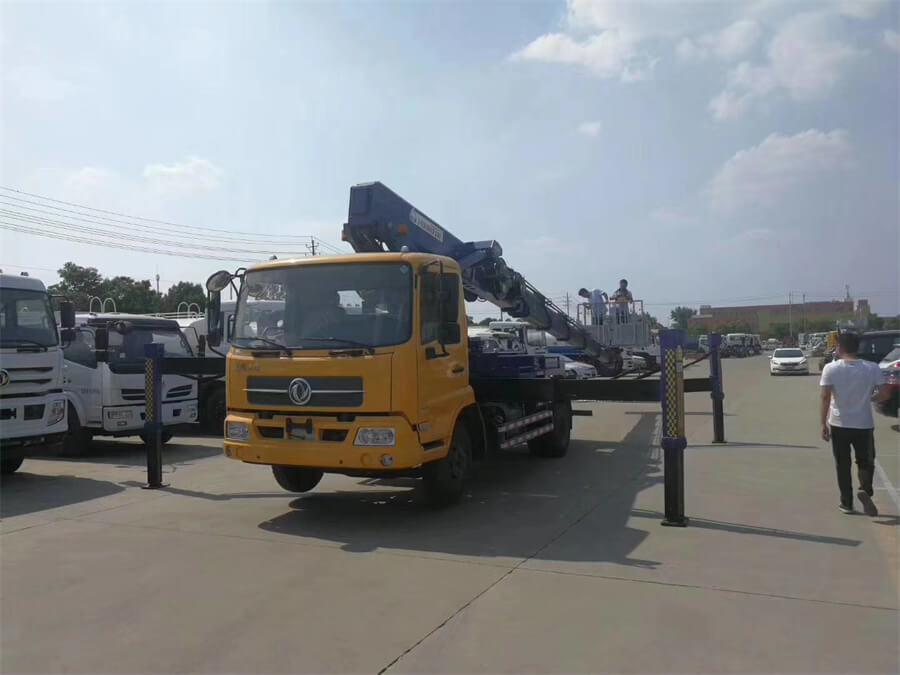 Dongfeng 20 meters aerial working platform truck