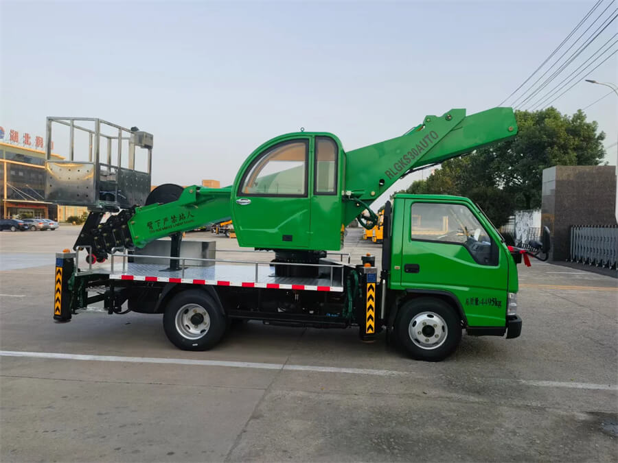 JMC Shunda 14m Aerial Operating Truck