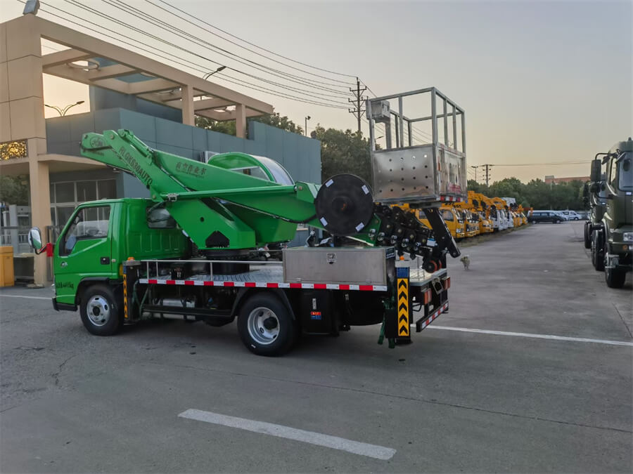 JMC Shunda 14m Aerial Operating Truck