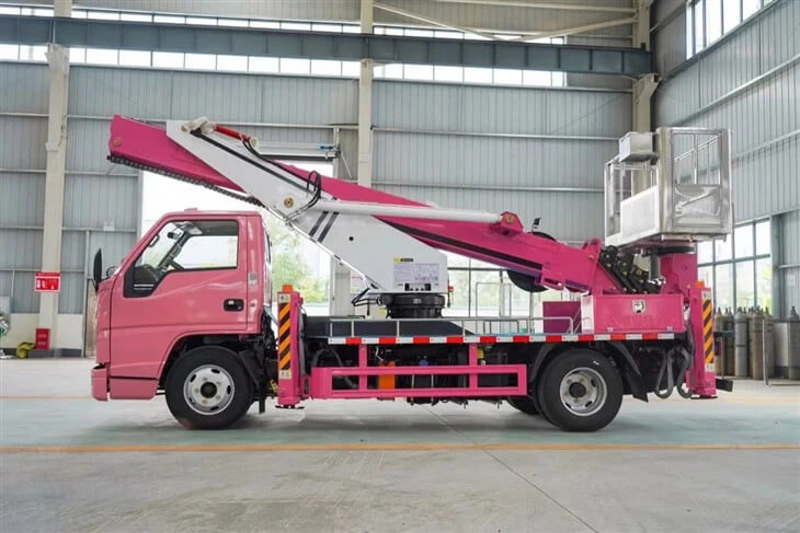 JMC Straight arm aerial working platform truck