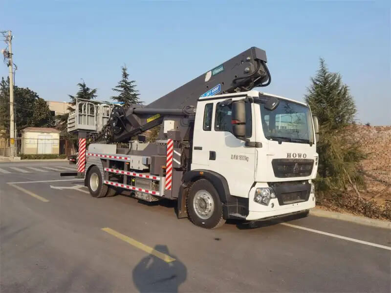 6 Wheels 28 Meters Hydraulic Mobile Aerial Work