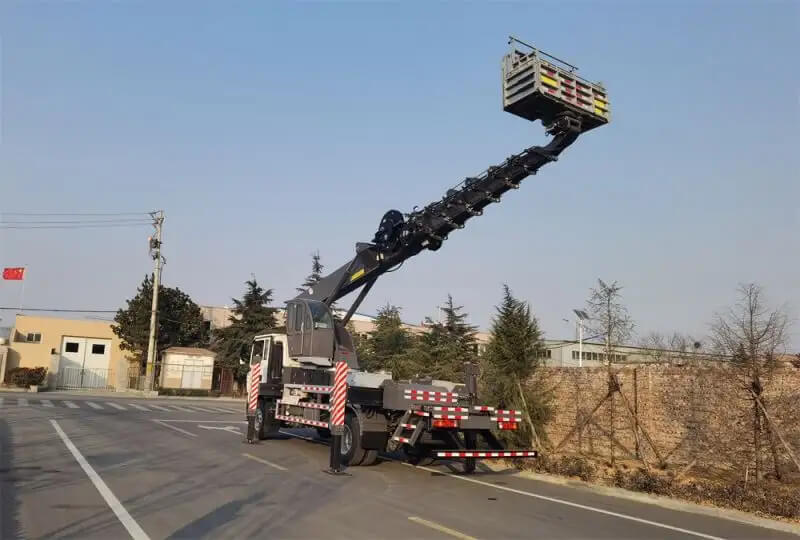 6 Wheels 28 Meters Hydraulic Mobile Aerial Work