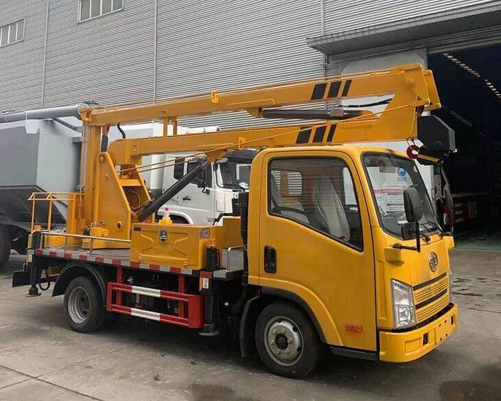 FAW 14m Articulated Bucket Aerial Platform Truck