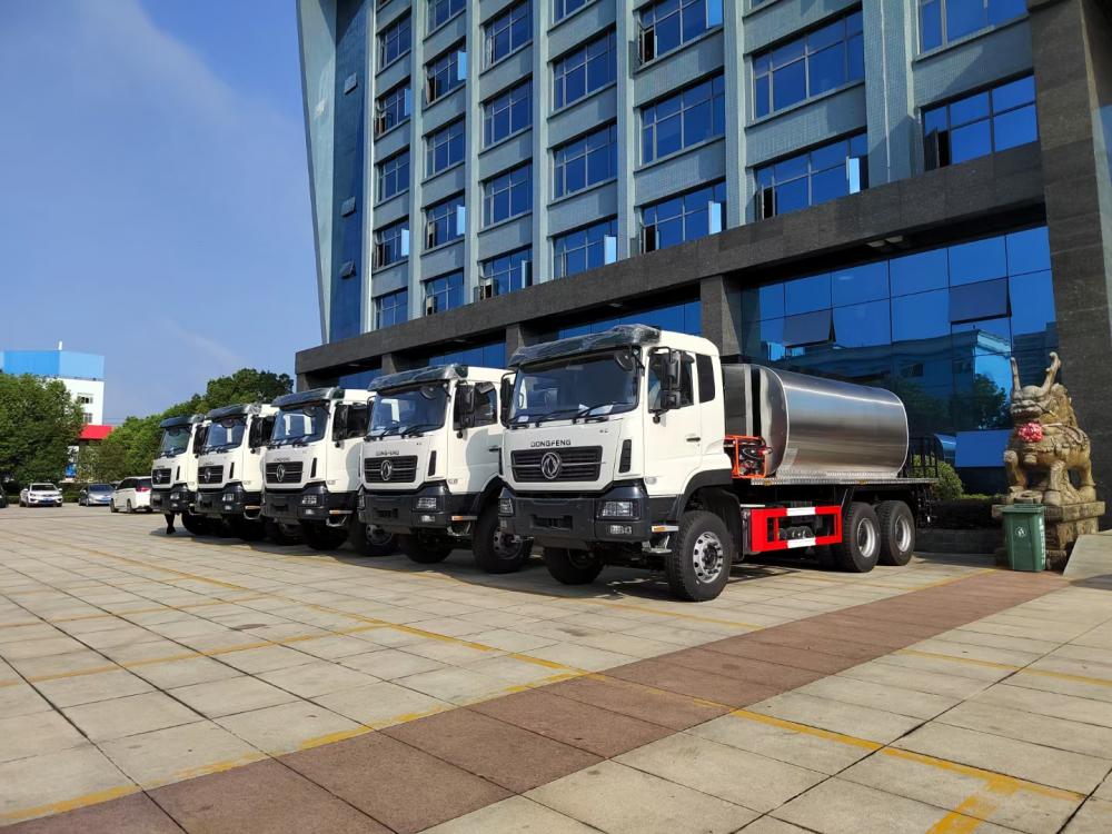 Dongfeng 6x4 10 wheeler 12000liters