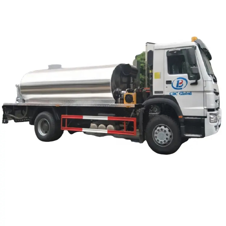 Sinotruk HOWO 4x2 6 wheeler 10CBM 10000liters Asphalt Distributor Truck