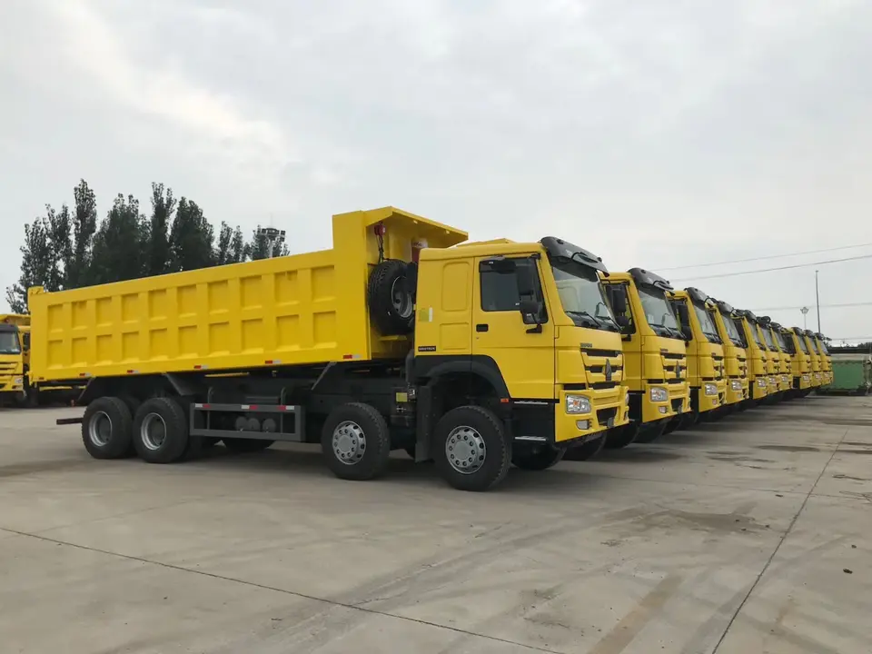 Sinotruk HOWO 8x4 12wheels 25ton-35ton Dump Truck