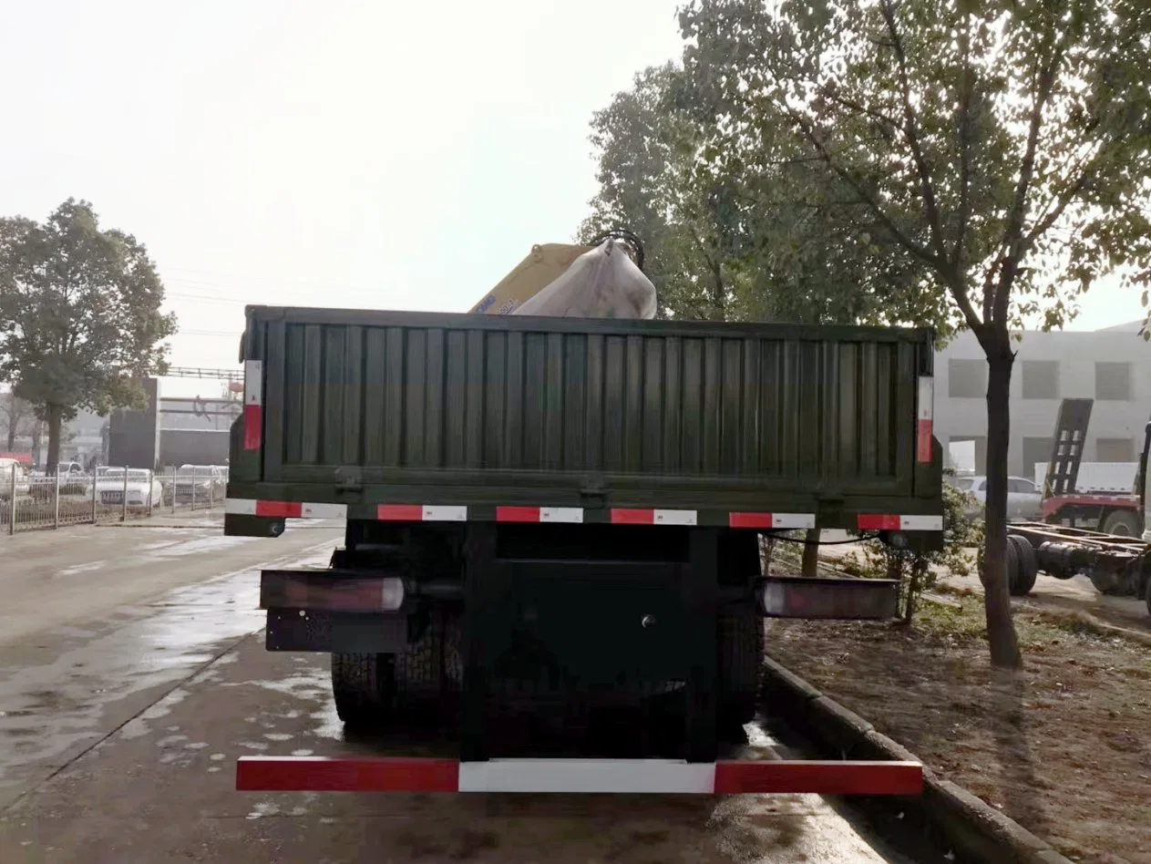 Sinotruk HOWO off Road Cargo Truck 6X6 with 12ton Knuckle Crane