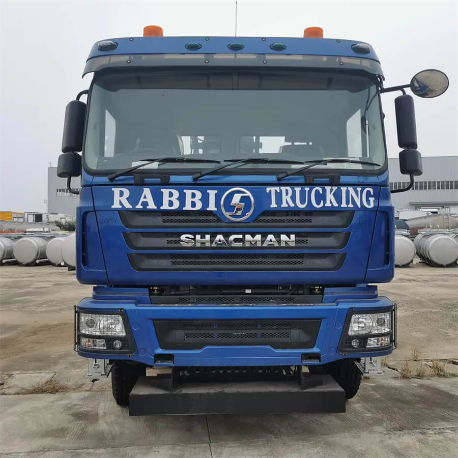 SHACMAN 8x4 360 Degree Rotary Boom 50T Wrecker Tow Truck