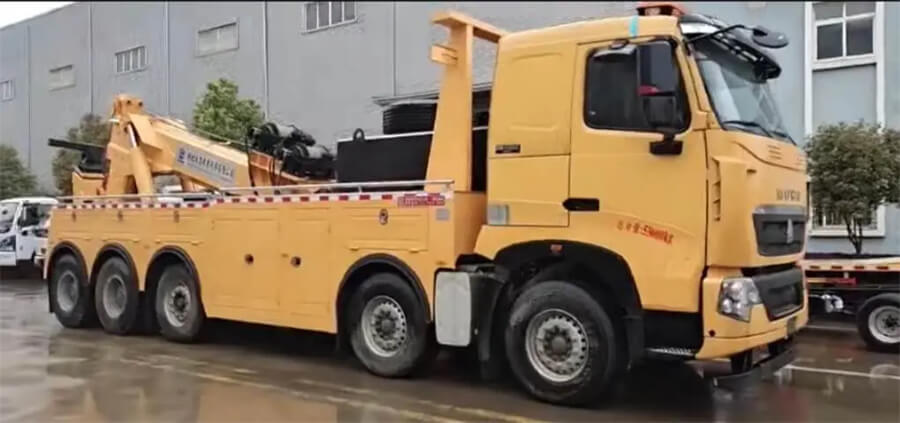 Sinotruk HOWO 10x4 5 Axles 360 Degree 50T 60T 70T Heavy Duty 12 Wheel Road Wrecker Truck