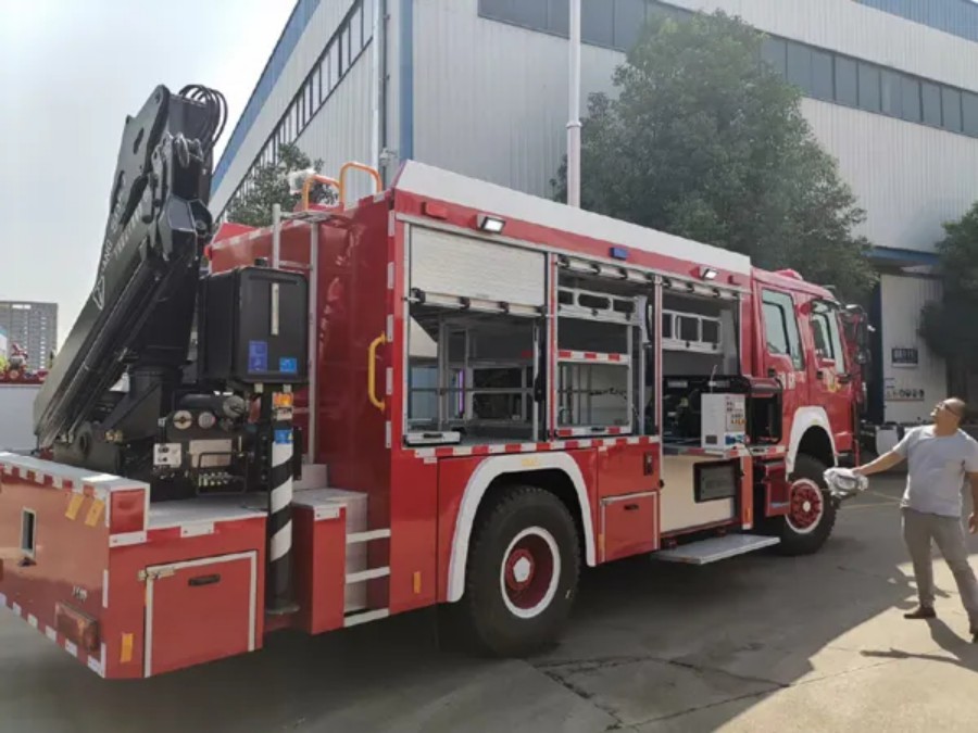 Stinger Rescue Fire Truck