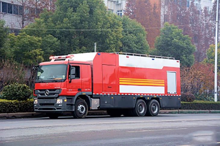 liquid foam transfer fire truck