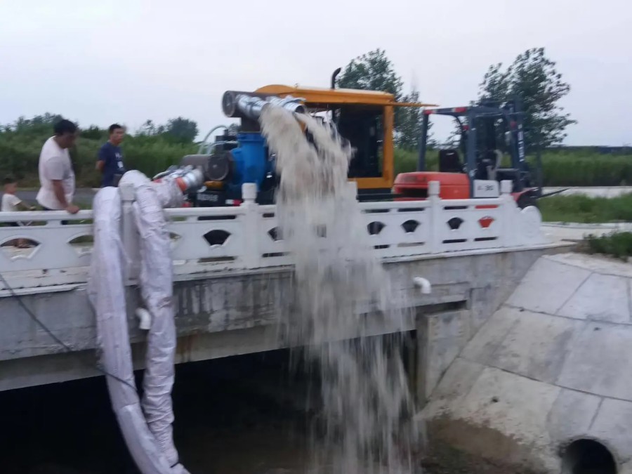Trailer mounted Drainage Rescue Pumper