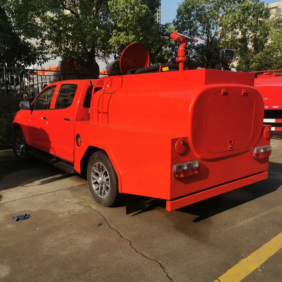 ISUZU Small Water Bowser Fire Truck