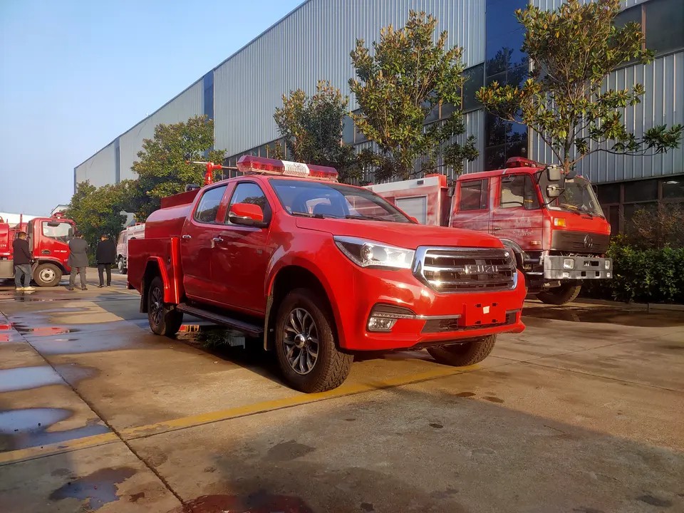 ISUZU Small Water Bowser Fire Truck