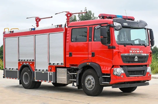 SINOTRUK HOWO 4X2 Foam dry powder fire engine