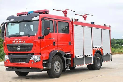 SINOTRUK HOWO 4X2 Foam dry powder fire engine