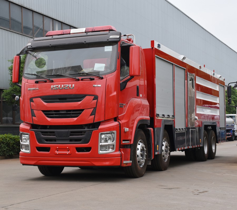 ISUZU GIGA dry powder water foam fire engine