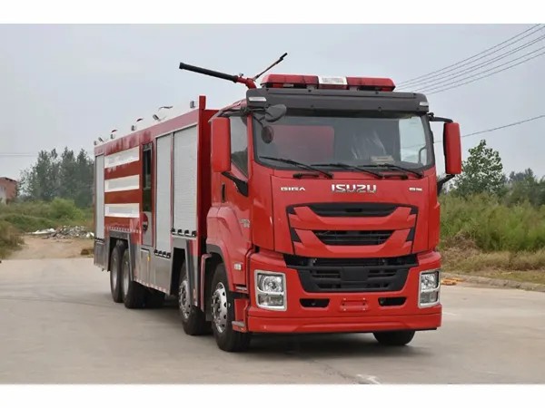 ISUZU GIGA dry powder water foam fire engine