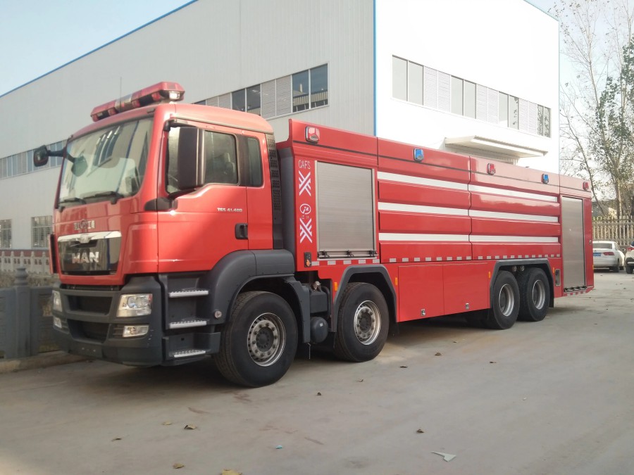 MAN 8X4 8tons Tank Fire Emergency Rescue Truck