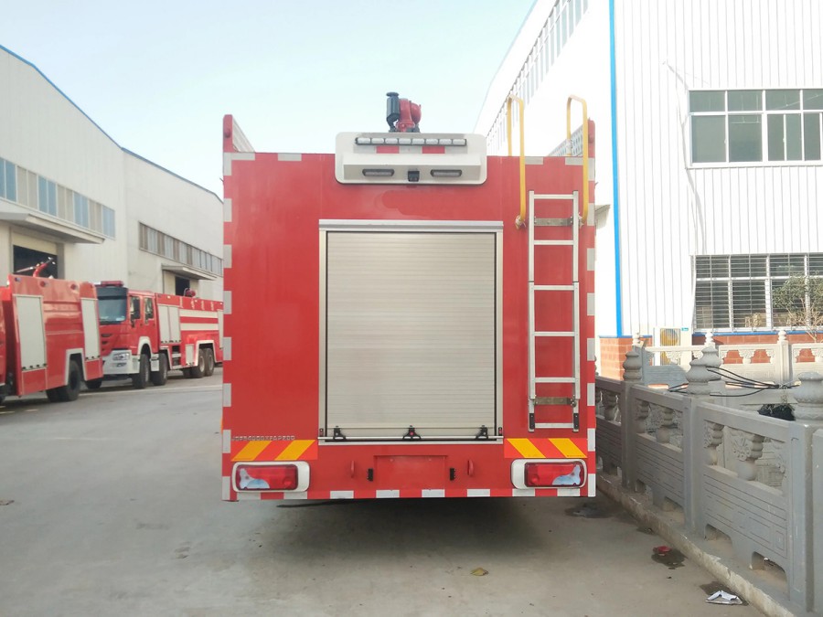 MAN 8X4 8tons Tank Fire Emergency Rescue Truck