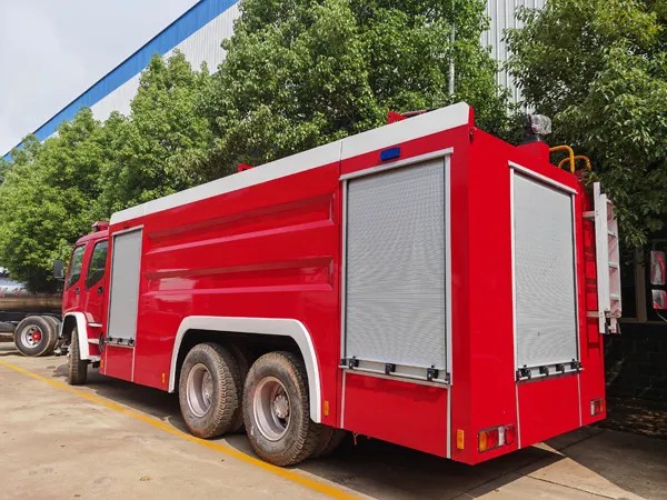 ISUZU FTR FVR Industrial Foam Tender Fire Truck