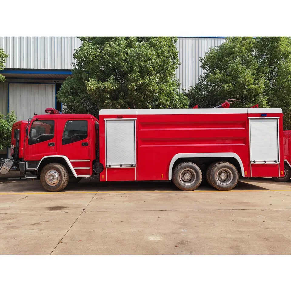 ISUZU FTR FVR Industrial Foam Tender Fire Truck