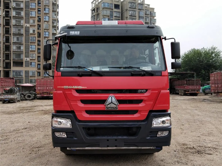 HOWO 9000 Liters Foam Water Fire Fighting Truck