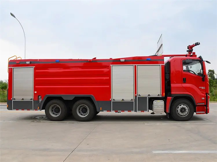 ISUZU GIGA 6x4 16000Liters Water Foam Fire Truck