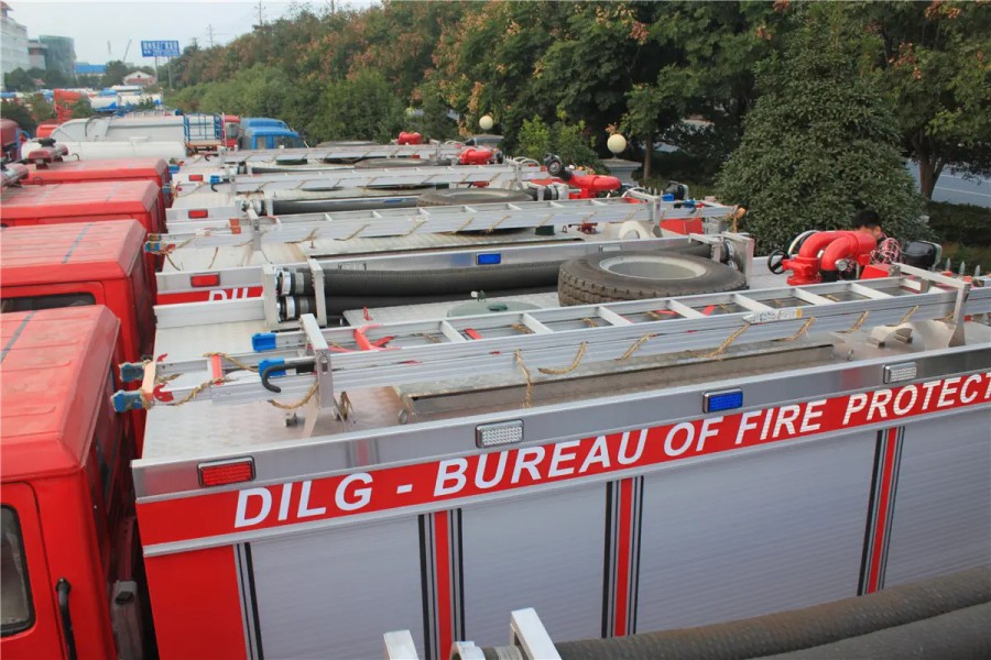 10tons Sinotruk HOWO Forest Fire Fighting Truck