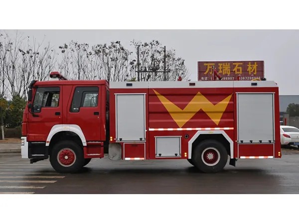 HOWO 4X2 Water Tank Fire Truck