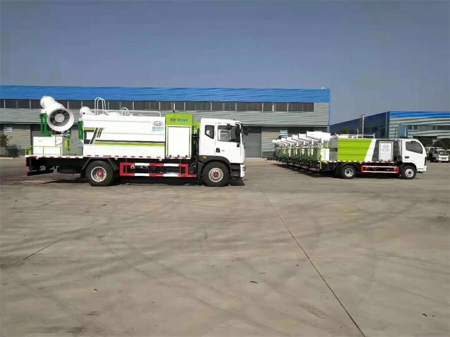 Dongfeng 4X2 Water Bowser Truck with Dust Control Cannon Sprayer Machine