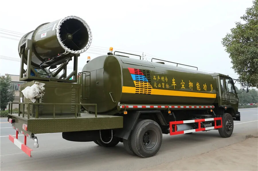 Dongfeng Water Tank Dust Suppression Sprayer 60m 100m 120m 150m Disinfection Truck