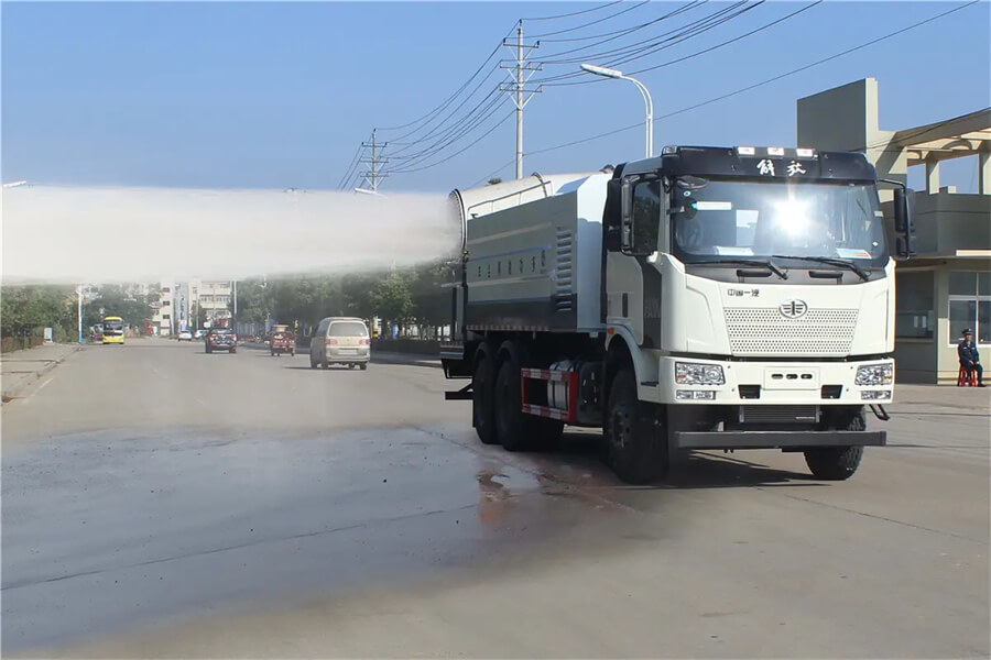 FAW 6X4 Dust Fighter Water Truck Mounted with 100m Spraying Machine