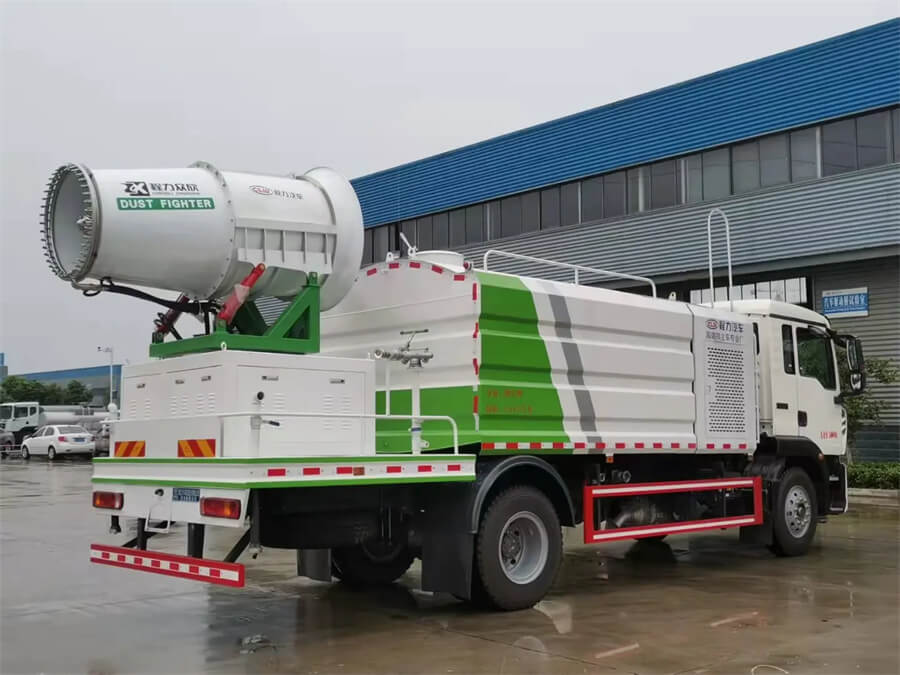 Sinotruk 10t 12t 50m 80m Multi Functional Dust Suppression Disinfection Truck