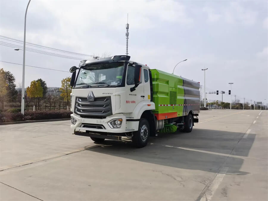 Howo 10 Tons Road Sweeping Truck