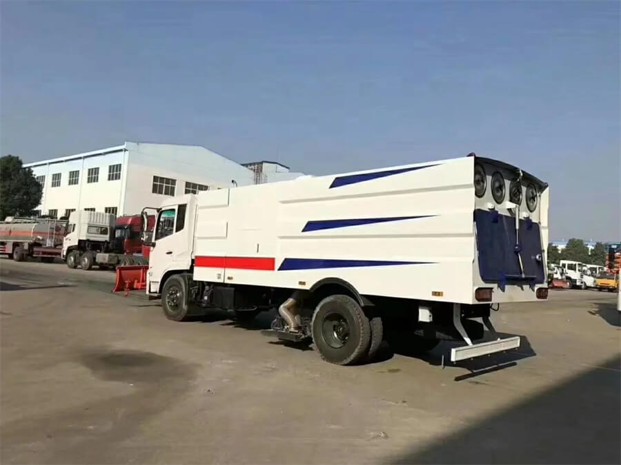 Dongfeng 6 Wheelers 10 CBM 10Ton Dust Vacuum Suction Truck