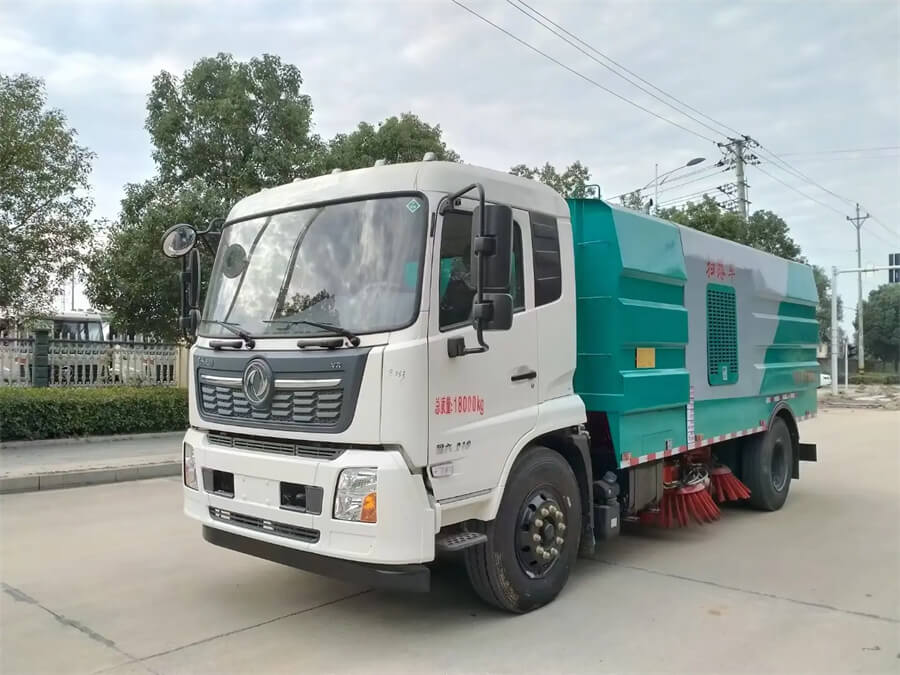Dongfeng 6 Wheelers 10CBM Road Cleaning Truck